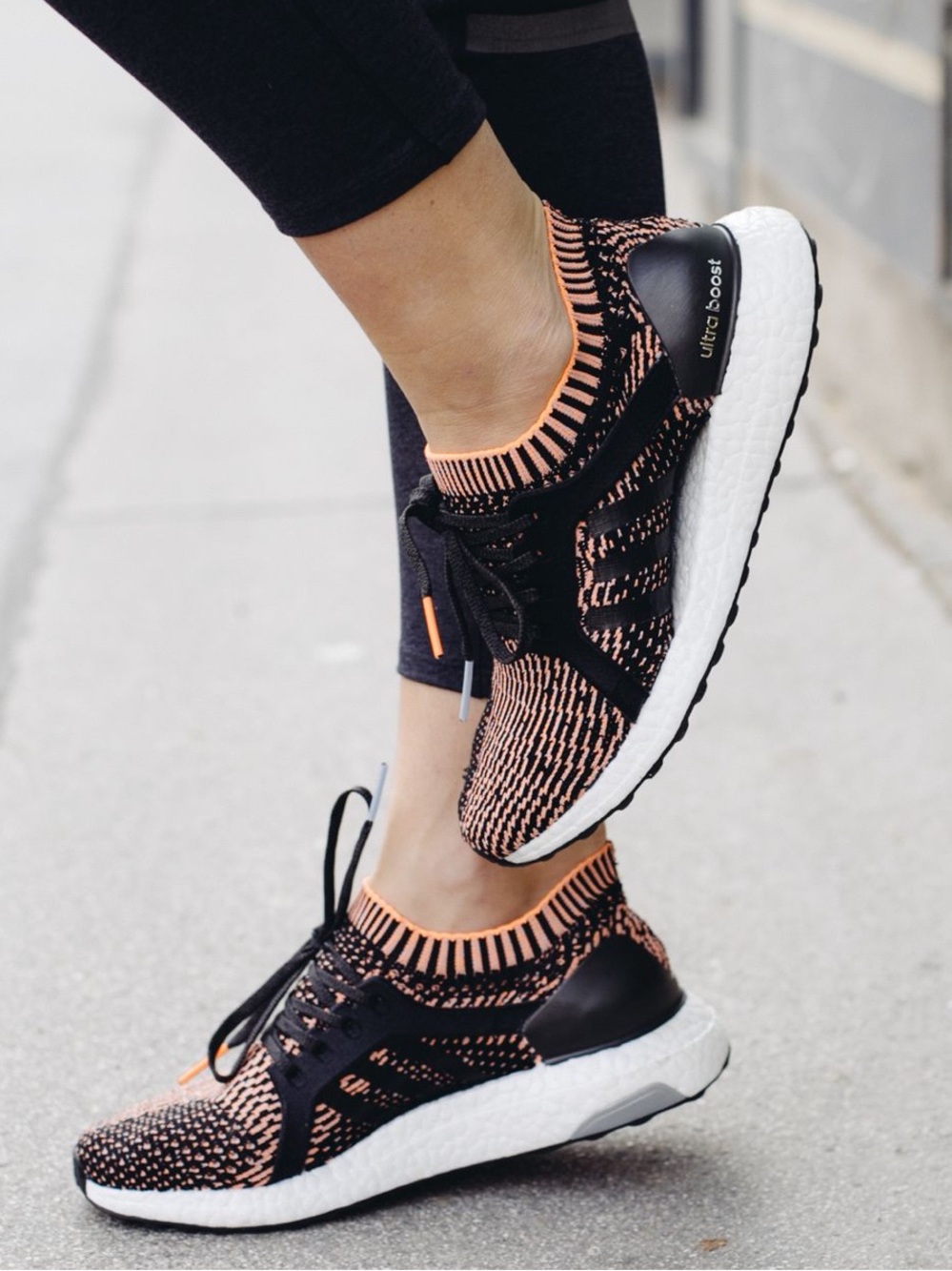 Adidas Ultraboost X Glow Orange Athletic Running Shoes Sneakers Size 6.5